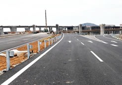 平潭县综合实验区苏平路公路波形护栏施工