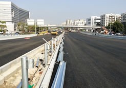 厦门高崎机场成功大道入口路桥道路护栏安装