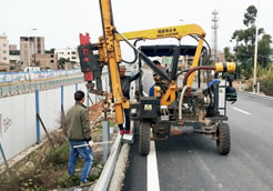 厦门翔安高速道路出口护栏安装