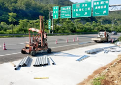 沈海高速紧急停车带道路护栏修复安装工程