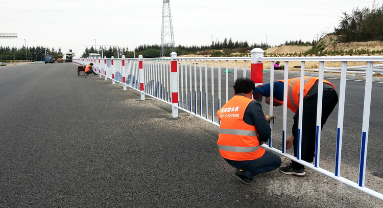 福建市政道路护栏、交通围栏安装(图1)